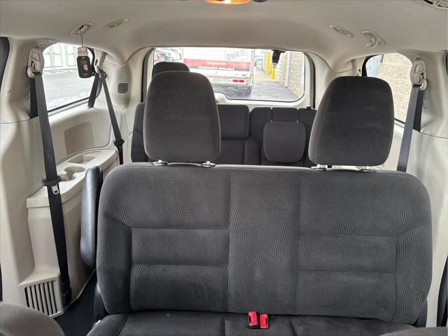 Used 2017 Dodge Grand Caravan For Sale in Wilmington, OH