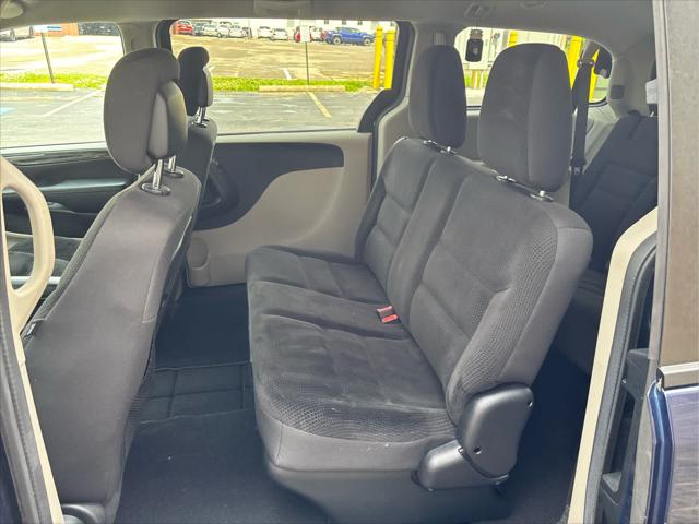 Used 2017 Dodge Grand Caravan For Sale in Wilmington, OH