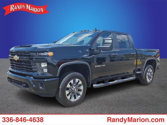 2024 Chevrolet Silverado 2500HD 4WD Crew Cab Standard Bed Custom