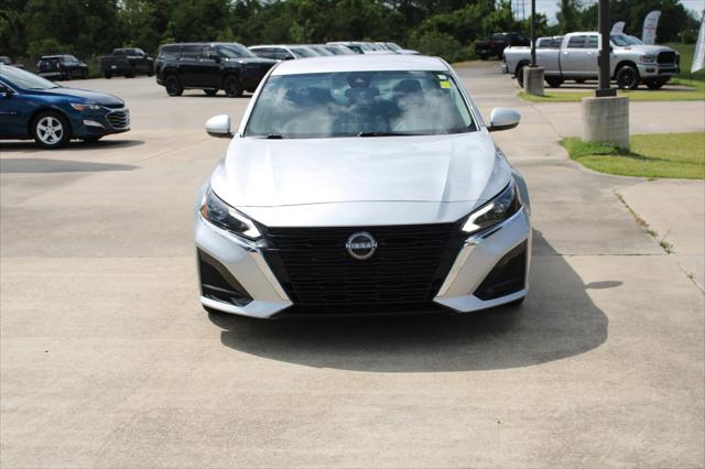 2023 Nissan Altima SV FWD