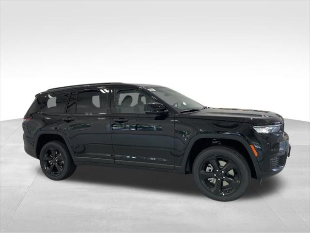 2025 Jeep Grand Cherokee GRAND CHEROKEE L ALTITUDE 4X4