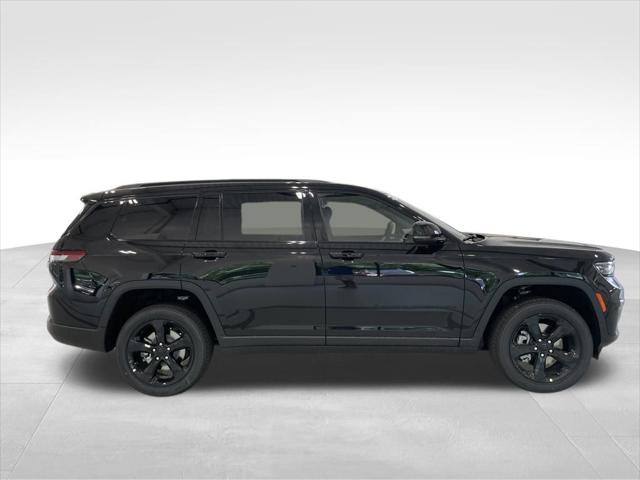 2025 Jeep Grand Cherokee GRAND CHEROKEE L ALTITUDE 4X4