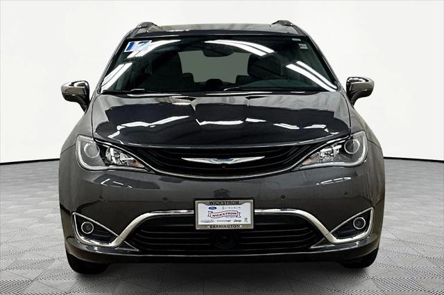 2017 Chrysler Pacifica Hybrid Platinum