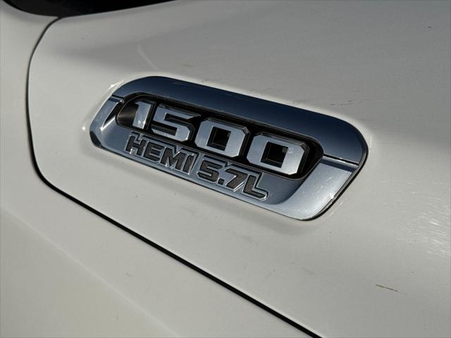 2020 RAM 1500 Lone Star Crew Cab 4x2 57 Box