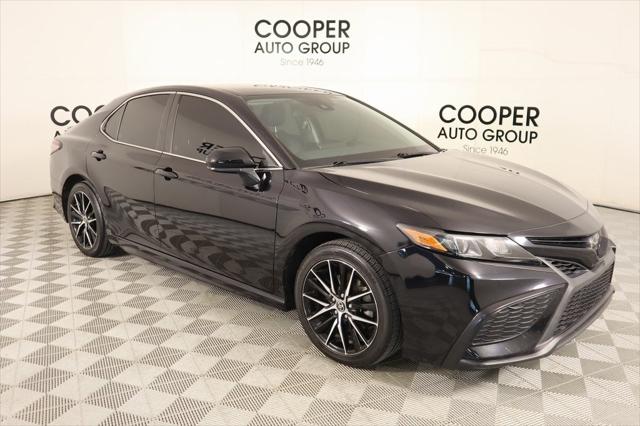 2021 Toyota Camry SE Nightshade Edition