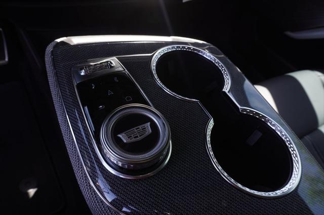 2025 Cadillac iQ Luxury 1 AWD