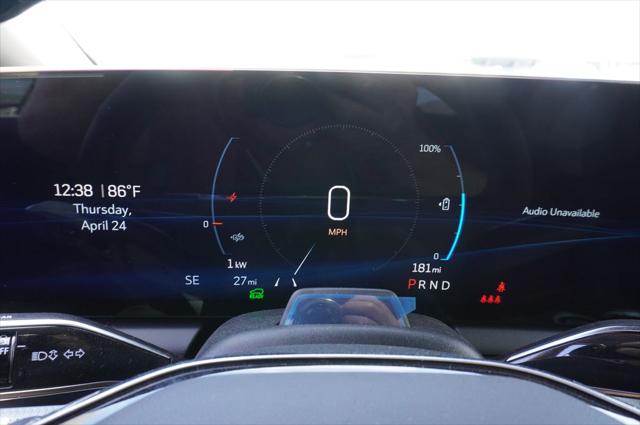 2025 Cadillac iQ Luxury 1 AWD