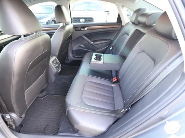 2022 Volkswagen Passat 2.0T Limited Edition