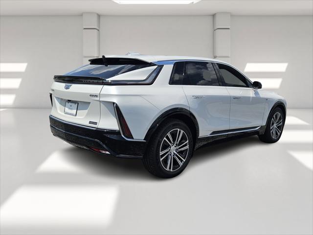 2025 Cadillac iQ Luxury w/1SC