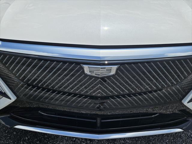 2025 Cadillac iQ Luxury w/1SC