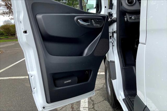 2025 Mercedes-Benz Sprinter 2500 High Roof 4-Cyl Diesel HO