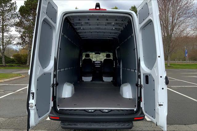 2025 Mercedes-Benz Sprinter 2500 High Roof 4-Cyl Diesel HO
