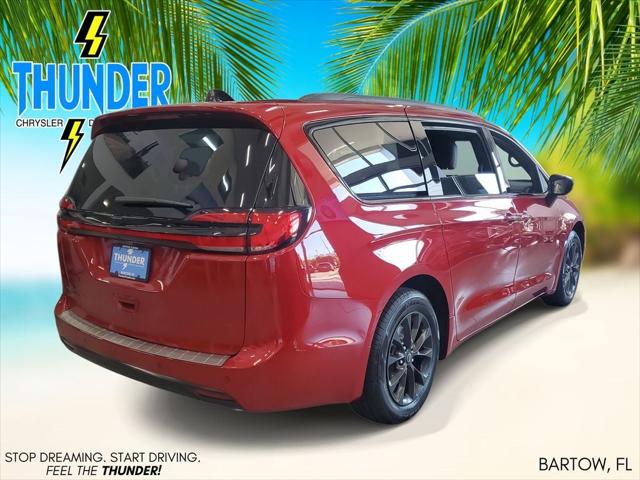 2025 Chrysler Pacifica PACIFICA SELECT