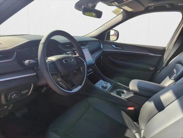 2025 Jeep Grand Cherokee GRAND CHEROKEE L LIMITED 4X2