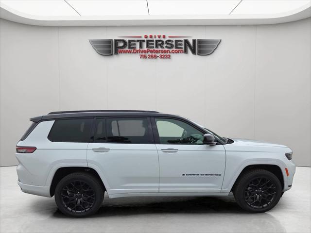 2025 Jeep Grand Cherokee GRAND CHEROKEE L SUMMIT RESERVE 4X4
