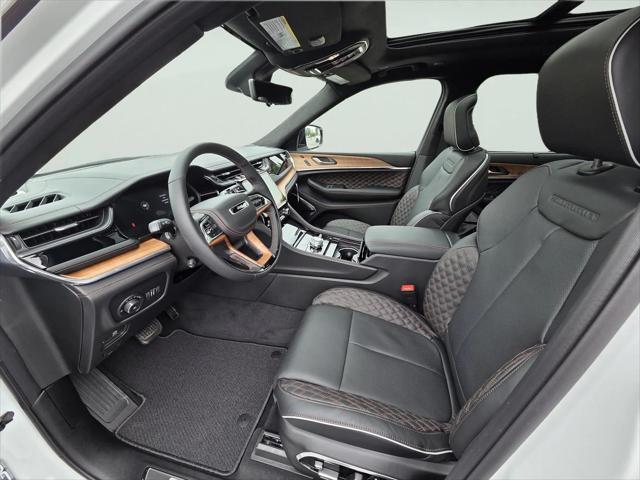 2025 Jeep Grand Cherokee GRAND CHEROKEE L SUMMIT RESERVE 4X4