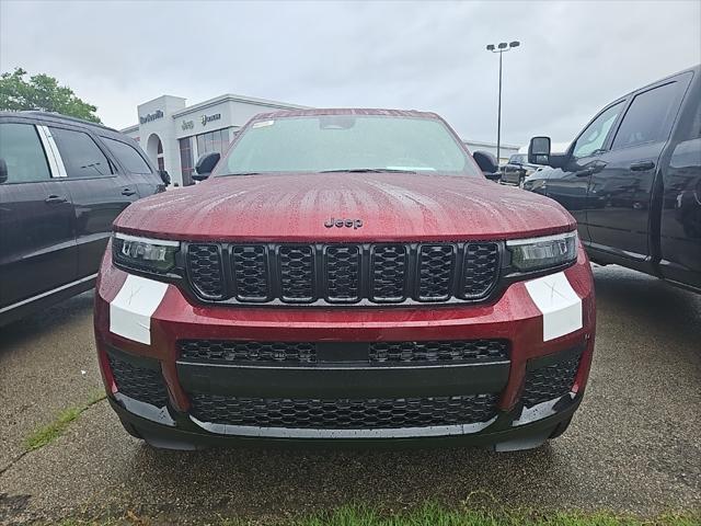 2025 Jeep Grand Cherokee GRAND CHEROKEE L ALTITUDE X 4X4