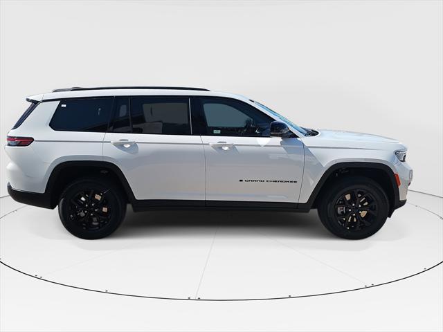 2025 Jeep Grand Cherokee GRAND CHEROKEE L ALTITUDE X 4X2