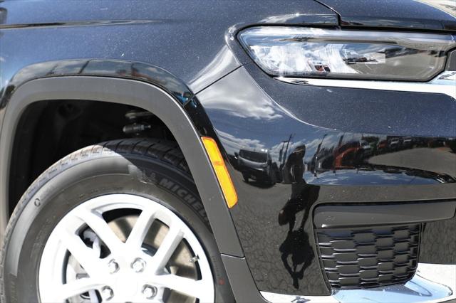 2025 Jeep Grand Cherokee GRAND CHEROKEE L LAREDO X 4X4