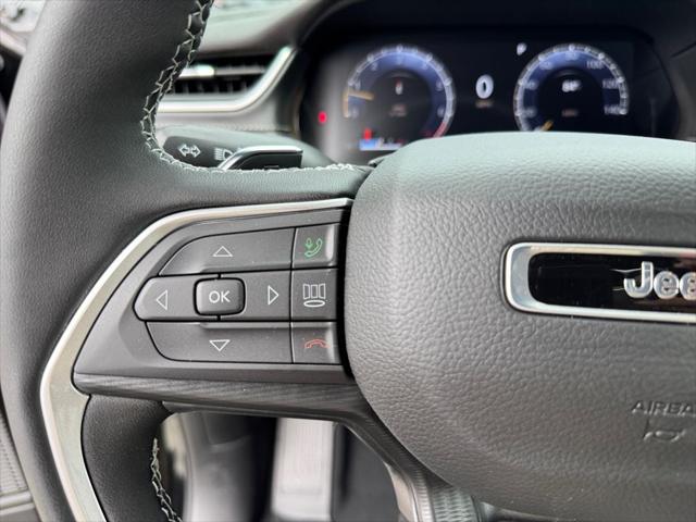 2025 Jeep Grand Cherokee Laredo X 4x2
