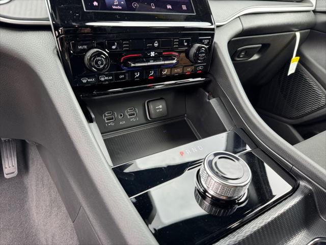 2025 Jeep Grand Cherokee Laredo X 4x2