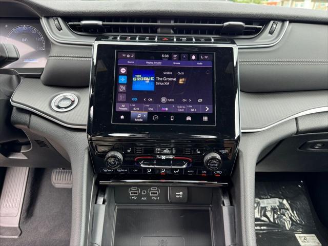 2025 Jeep Grand Cherokee Laredo X 4x2