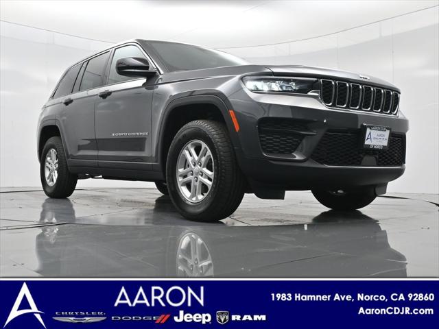 2025 Jeep Grand Cherokee GRAND CHEROKEE LAREDO 4X2