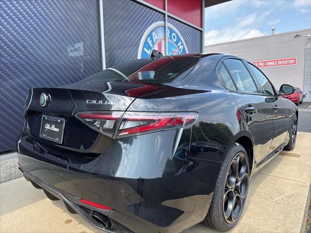 2025 Alfa Romeo Giulia GIULIA INTENSA AWD 2025 Alfa Romeo Giulia GIULIA INTENSA AWD