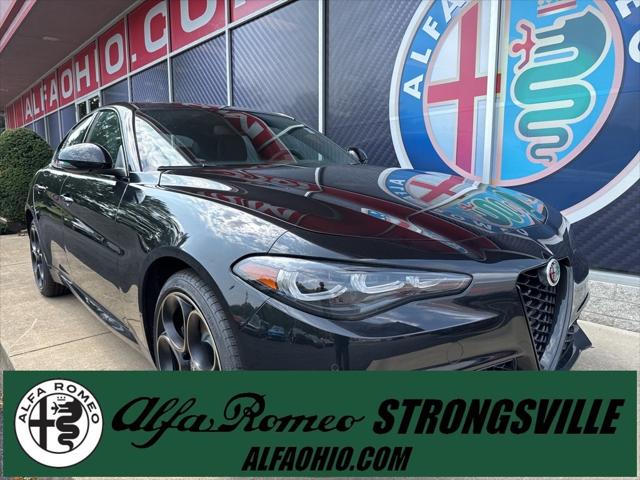 2025 Alfa Romeo Giulia GIULIA INTENSA AWD