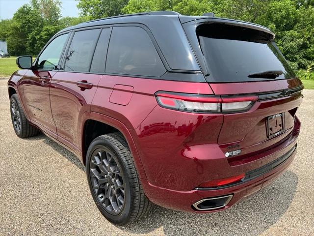 2025 Jeep Grand Cherokee GRAND CHEROKEE SUMMIT 4X4