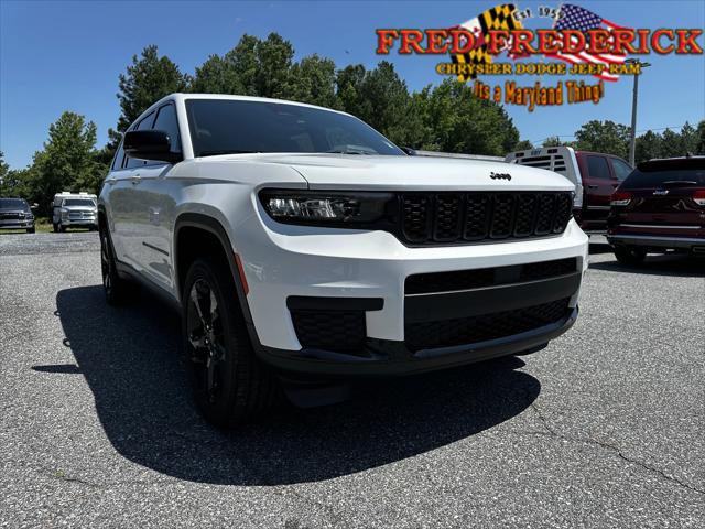 2025 Jeep Grand Cherokee GRAND CHEROKEE L ALTITUDE X 4X4