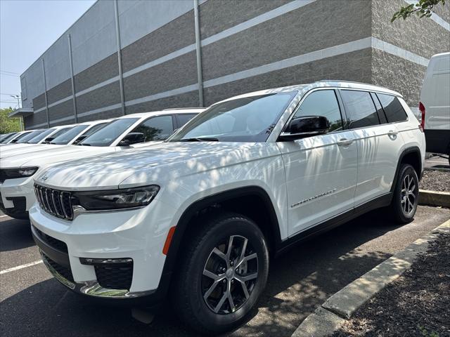 2025 Jeep Grand Cherokee GRAND CHEROKEE L LIMITED 4X4
