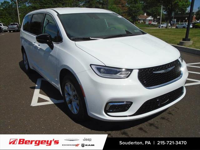 2025 Chrysler Pacifica PACIFICA SELECT AWD