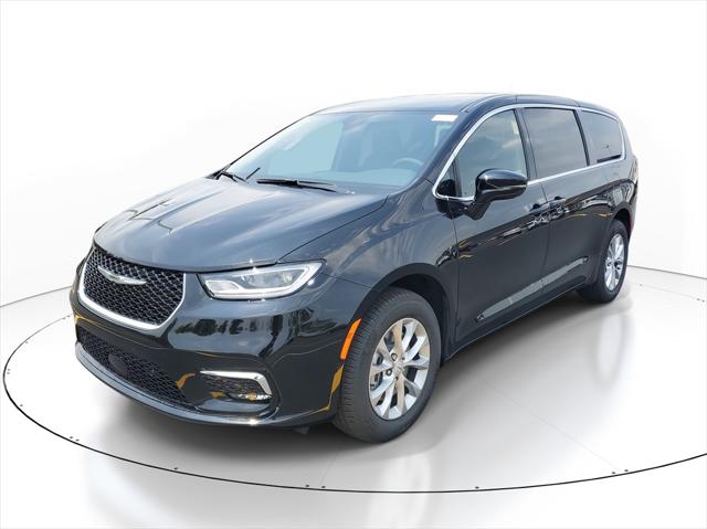 2025 Chrysler Pacifica PACIFICA SELECT AWD