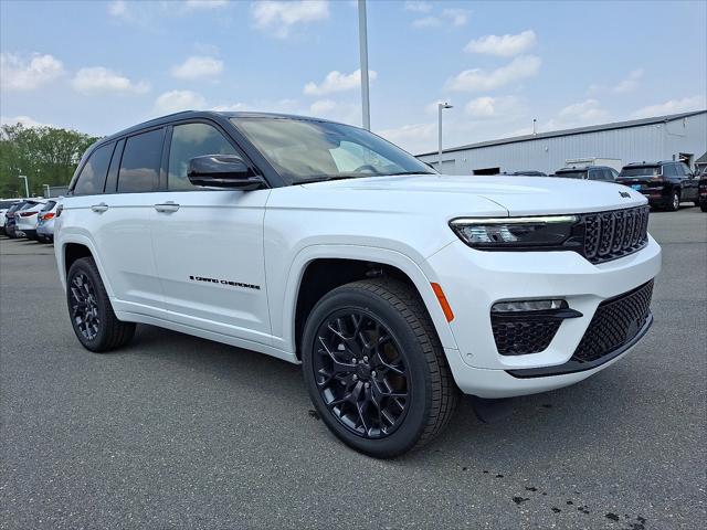 2025 Jeep Grand Cherokee GRAND CHEROKEE SUMMIT RESERVE 4X4