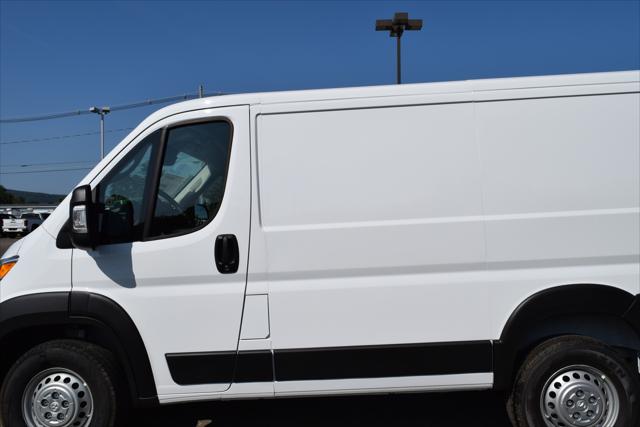 2025 RAM Ram ProMaster RAM PROMASTER 1500 TRADESMAN CARGO VAN LOW ROOF 118 WB