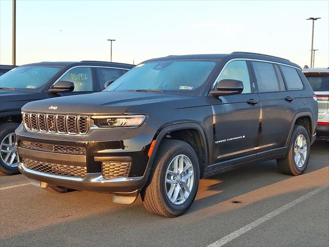 2025 Jeep Grand Cherokee GRAND CHEROKEE L LAREDO X 4X4