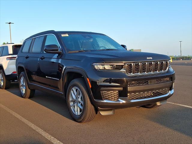 2025 Jeep Grand Cherokee GRAND CHEROKEE L LAREDO X 4X4