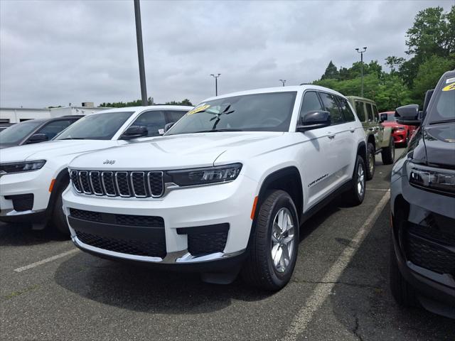 2025 Jeep Grand Cherokee GRAND CHEROKEE L LAREDO X 4X4