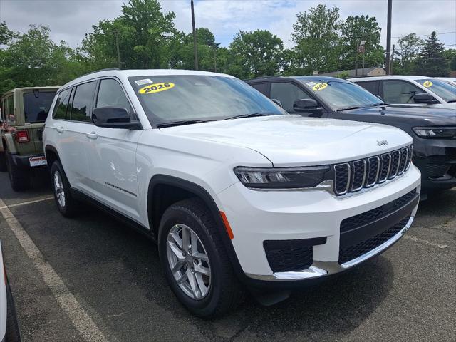 2025 Jeep Grand Cherokee GRAND CHEROKEE L LAREDO X 4X4