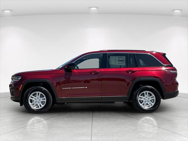 2025 Jeep Grand Cherokee GRAND CHEROKEE LAREDO 4X2