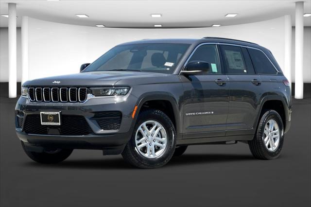 2025 Jeep Grand Cherokee GRAND CHEROKEE LAREDO 4X2