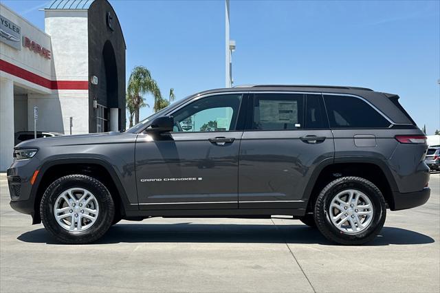 2025 Jeep Grand Cherokee GRAND CHEROKEE LAREDO 4X2