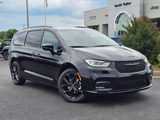 2025 Chrysler Pacifica PACIFICA LIMITED