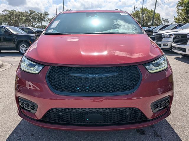 2025 Chrysler Pacifica PACIFICA LIMITED