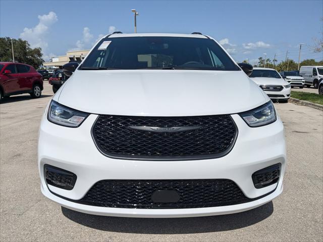 2025 Chrysler Pacifica PACIFICA LIMITED