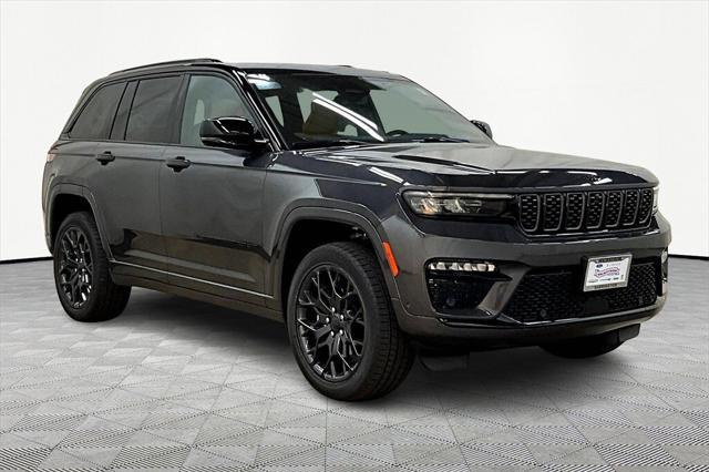 2025 Jeep Grand Cherokee GRAND CHEROKEE SUMMIT RESERVE 4X4
