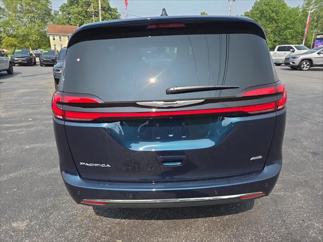 2025 Chrysler Pacifica PACIFICA SELECT AWD