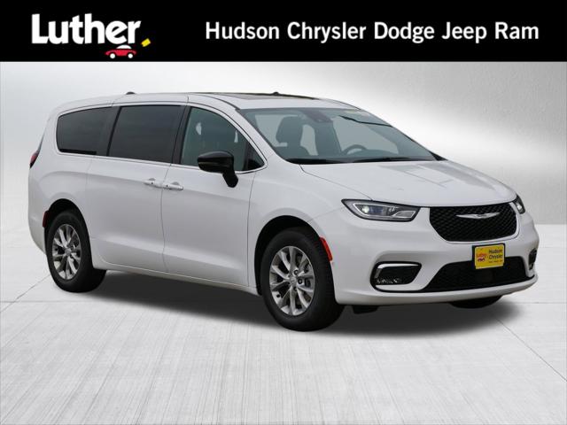 2025 Chrysler Pacifica PACIFICA SELECT AWD