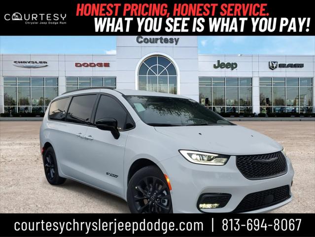 2025 Chrysler Pacifica PACIFICA SELECT
